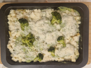 Pasta al forno con besciamella di broccoli pronta da cuocere