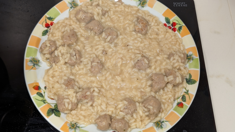 risotto cremoso con salsiccia